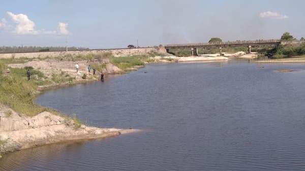 Joven intenta cruzar arroyo y fallece ahogado