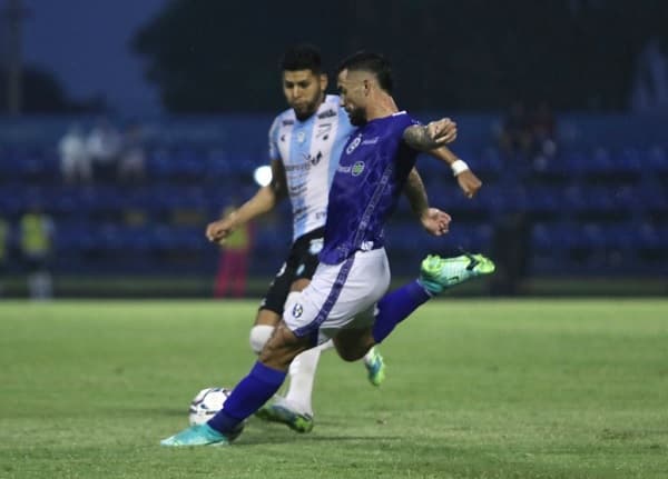 Sol supera a Guaireña en Villa Elisa