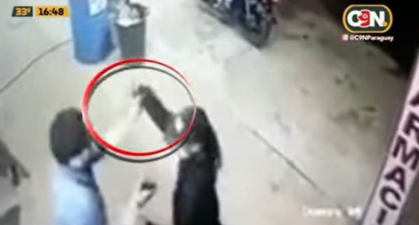 Funcionario de farmacia se enfrenta a delincuentes en Capiatá