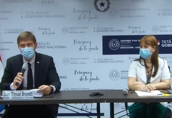 El MEC elimina el distanciamiento entre estudiantes y burbujas 