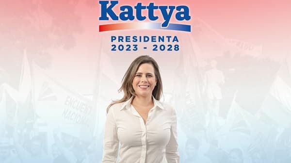 Kattya González lanza su precandidatura a la Presidencia