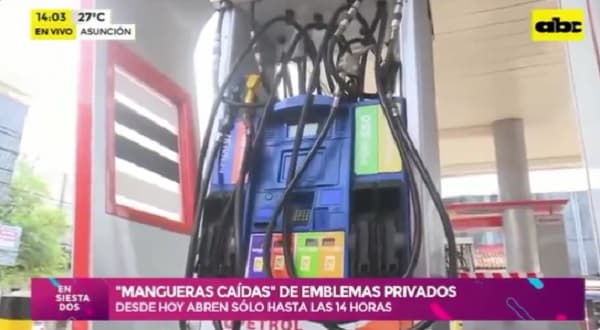 Surtidores comienzan a colgar mangueras en protesta