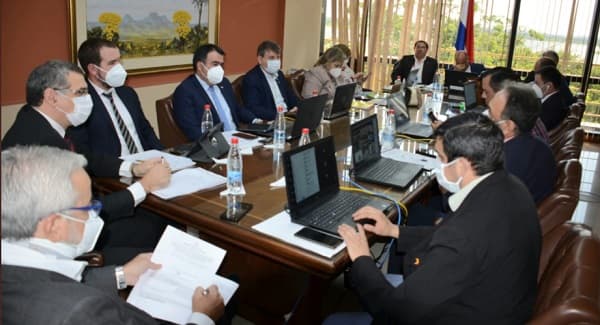 Involucrarán al sector privado en proyecto para estabilizar el combustible