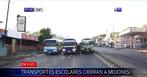 Transportes escolares cierran zona de 4 Mojones