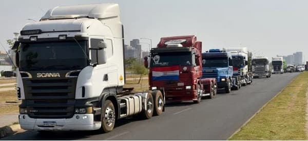 Ejecutivo decreta tabla de costo referencial de fletes