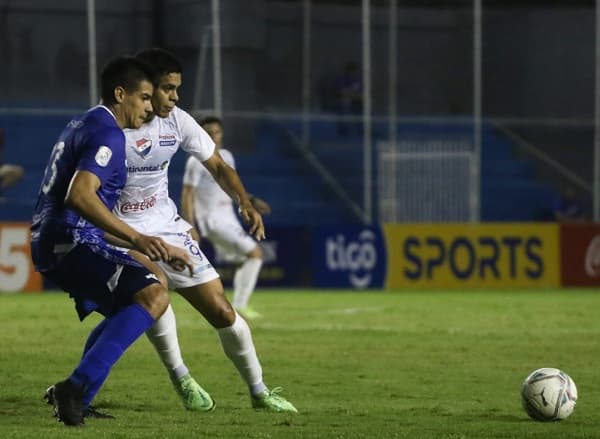 Sol de América golea a Nacional 
