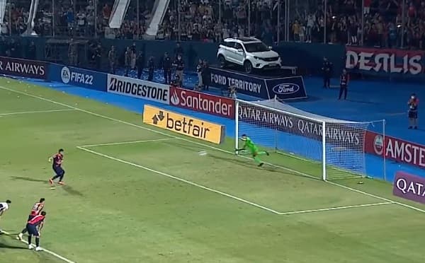 El superclásico estuvo “arreglado”, especulan en redes 