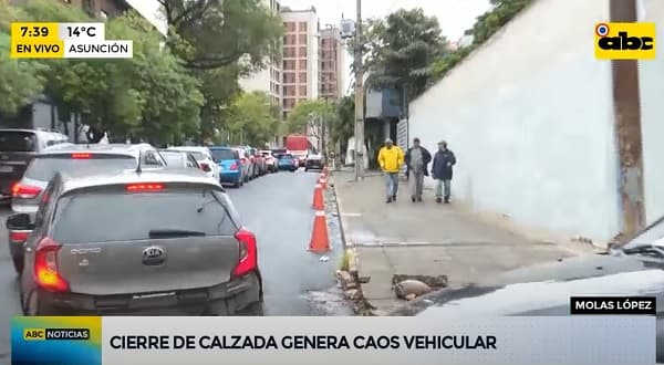 Cierre parcial de Sacramento genera problemas en el tránsito