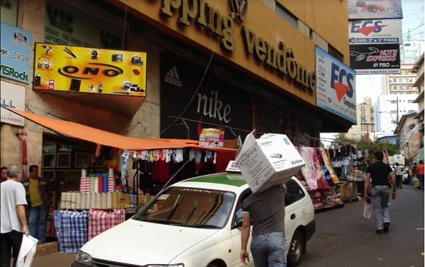 Asaltan a brasileño en un shopping de Ciudad del Este