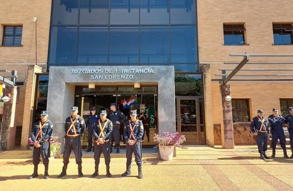 Padres piden prisión para procesadas por abuso en colegio privado 