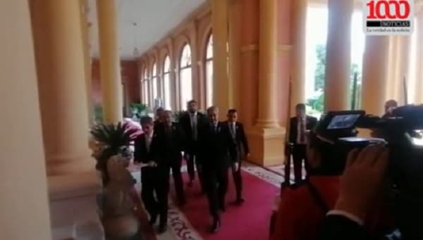 Paraguay no negociará con Venezuela la compra de combustible, sostiene Abdo