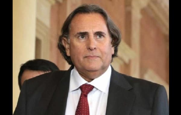 Chile incauta cigarrillos Tabesa en redada contra narcos