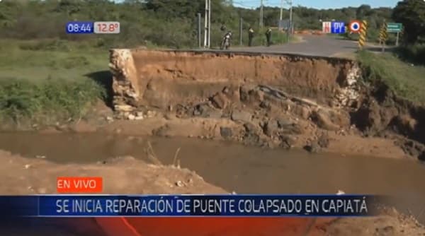 Reconstruyen puente desplomado el día del sismo