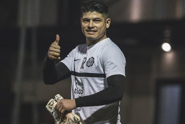 Aguilar sufrió picadura de araña en el brazo, reportan 