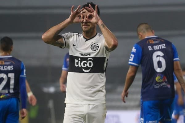 Olimpia golea al 12 de Octubre en Para Uno 