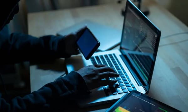 Revelan correos usados para robar dinero de cuentas bancarias