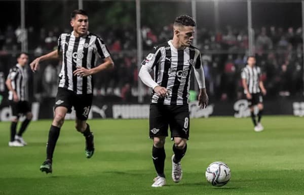 Libertad vence y es campeón del Apertura 