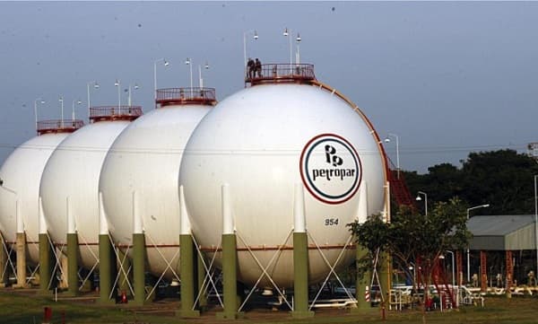 Gobierno asegura provisión suficiente de combustibles