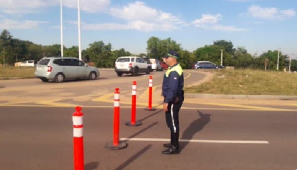 Comuna capitalina prohíbe barreras de la PMT en las calles