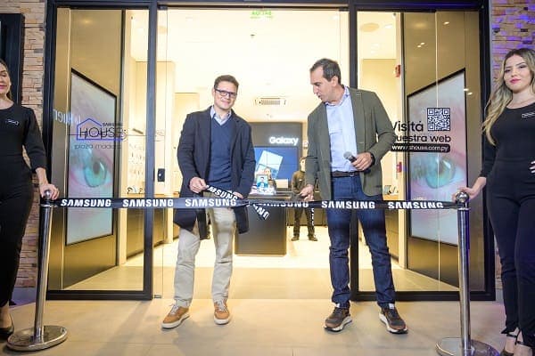 Firma tecnológica abre local en centro comercial de Luque 