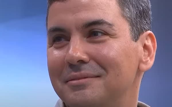 “No me preocupa”, dice Peña sobre paso clandestino de cigarrillos a Brasil 