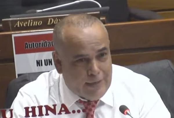 “Embarguen y se cancela la deuda”, responde “Bachi” Núñez