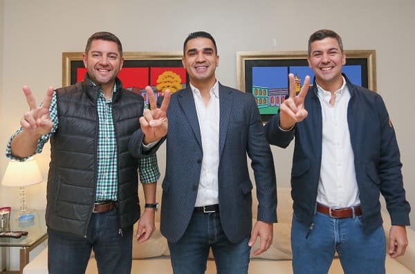 Bernal abandona a Velázquez y ficha por el cartismo