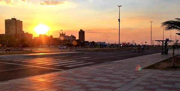 Pronostican viernes fresco a cálido