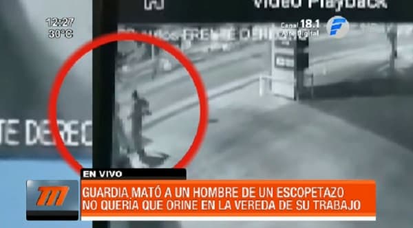 Guardia mata a hombre que intentó orinar en la vereda