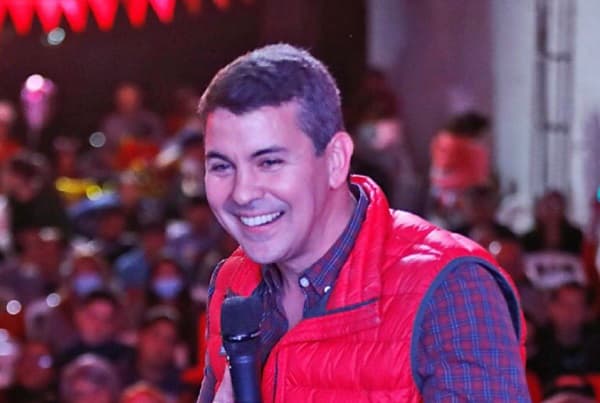 Santi Peña está bajo cuidados en sanatorio 