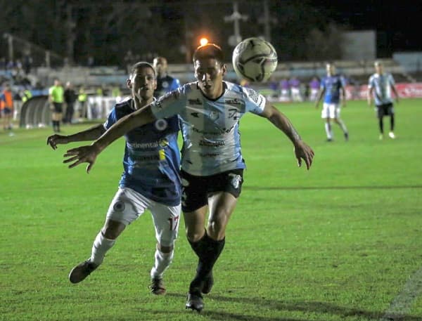 Guaireña supera sobre la hora a 12 de Octubre 
