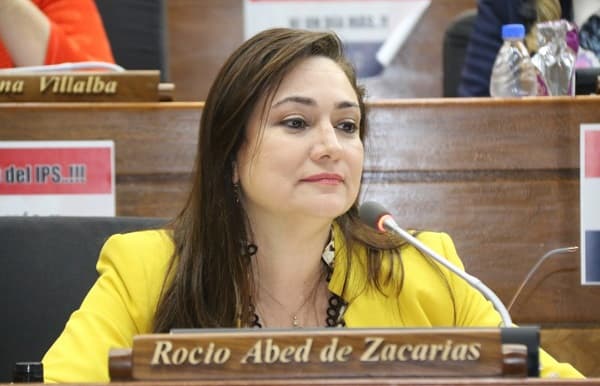 Diputados buscan eliminar término “género” en comisión