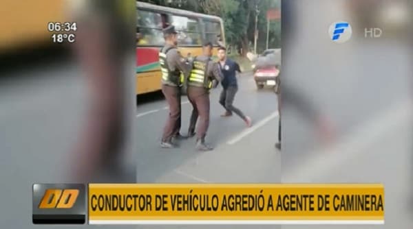Conductor agrede con destornillador a Caminera, denuncian