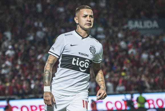 Cardona confirma acuerdo con el Dinamo por la deuda de Derlis 