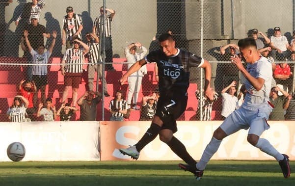 Libertad supera a Nacional 