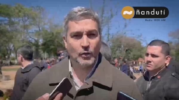 Abdo dispara contra cartistas y dice que “andan por el camino torcido y sucio”