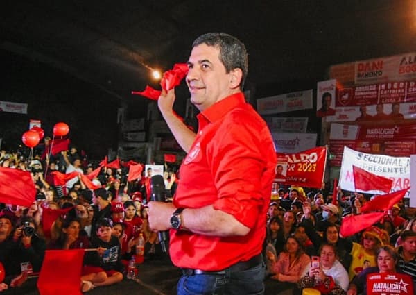 Velázquez no renunciará hasta tener constancia de denuncia