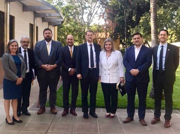 “Muerden” a Quiñónez en reunión con alto funcionario de Estados Unidos 