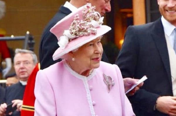 Estado de salud de la reina Isabel II deja en vilo al mundo