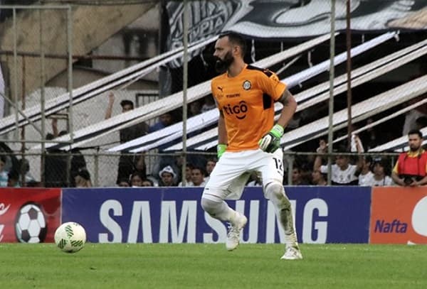 Barreto dice que es cerrista y que fichó en Olimpia por profesional 