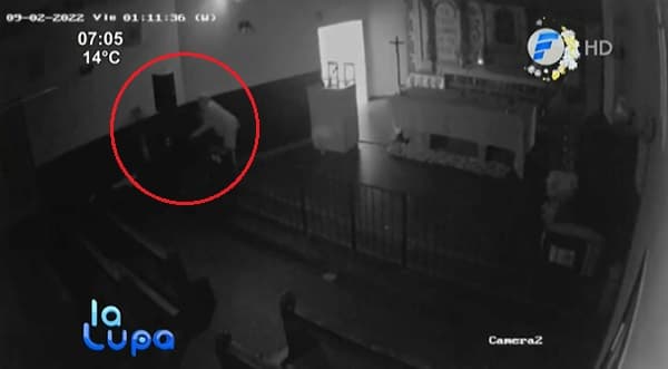 Solitario delincuente roba un parlante del Tupasy Ykua de Caacupé