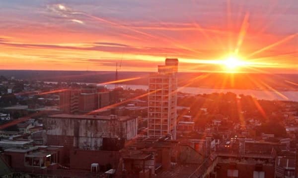 Pronostican domingo fresco a cálido 