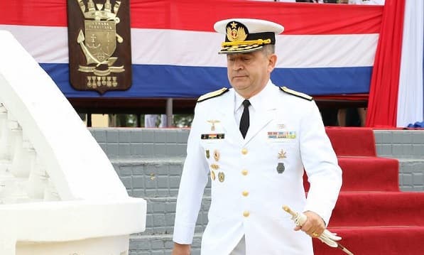 Remueven a hermano de Hugo Velázquez de la Comandancia de la Armada