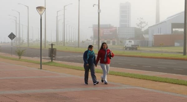 Anuncian lluvias intermitentes con descenso de la temperatura