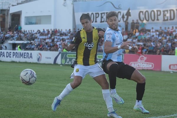 Guaireña supera con lo justo a Guaraní