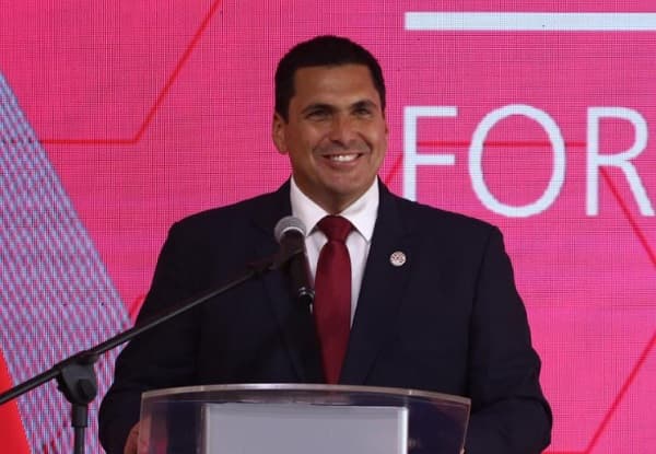 Harrison recula y ahora confirma que buscará seguir al frente de la APF