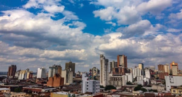 Pronostican un viernes fresco a cálido