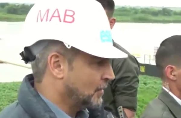 Abdo Benítez pide disculpas y trata a cartistas de frustrados