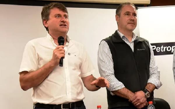 Abdo Benítez designa nuevo presidente de Petropar