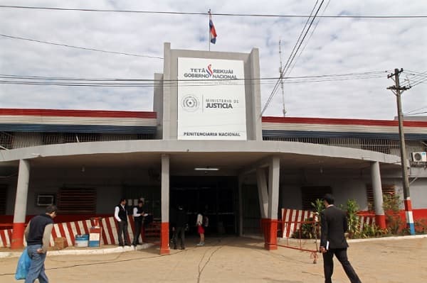 Justicia interviene Tacumbú tras fuga de cuatro presos